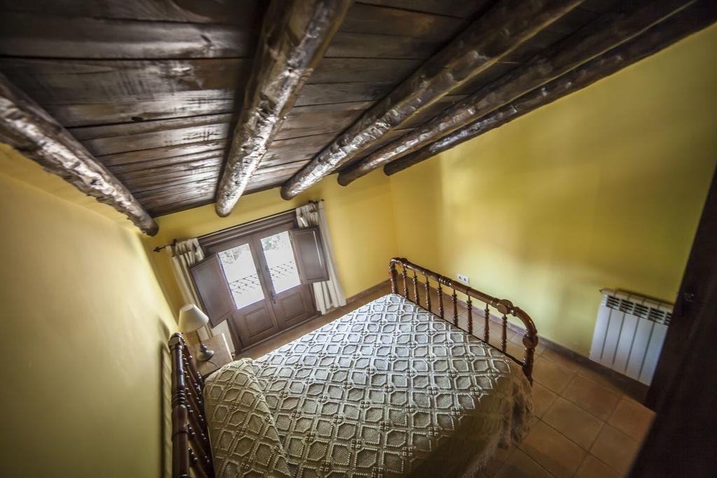 Apartamentos Cine Capicol 아바라신 외부 사진